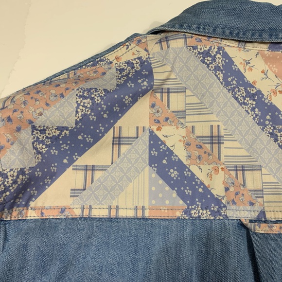 Denim jean Oversized Shirt With Patchwork By Forever 21, Size S, Vintage Jean - Picture 4 of 5